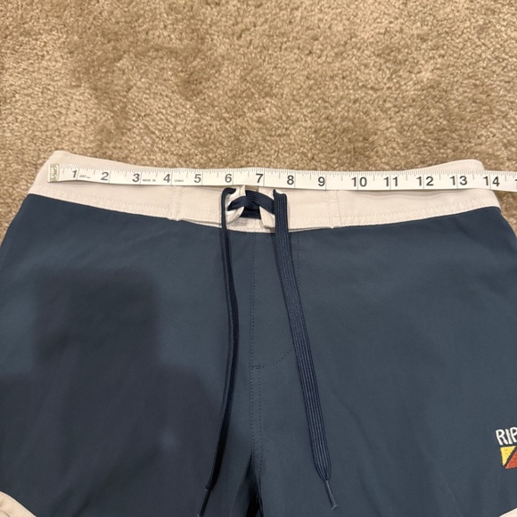 Vintage Ripcurl board shorts - Picture 5 of 6